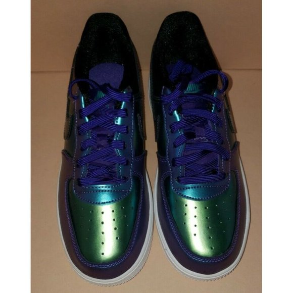 NIKE AIR FORCE 1 LV8 LOW GS IRIDESCENT YOUTH SIZE 6Y NEW W/BOX (no box top) - Picture 2 of 9